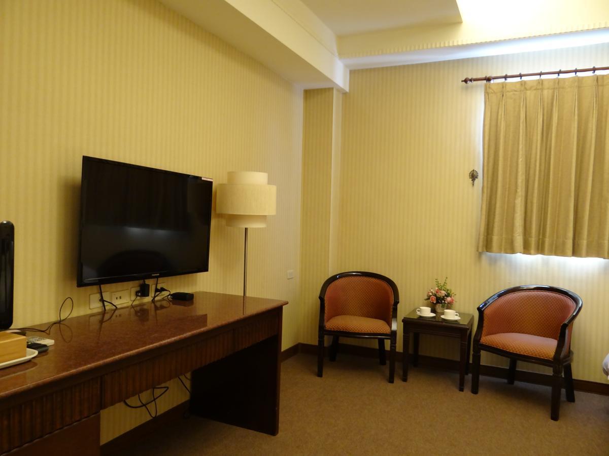 Wuzhou Hotel مدينة هوالين المظهر الخارجي الصورة